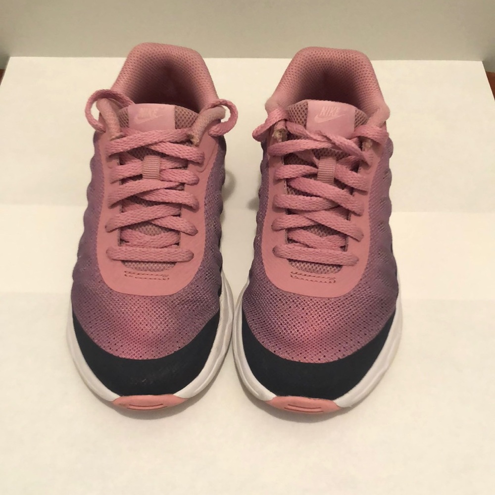 Nike Air Max Size 13